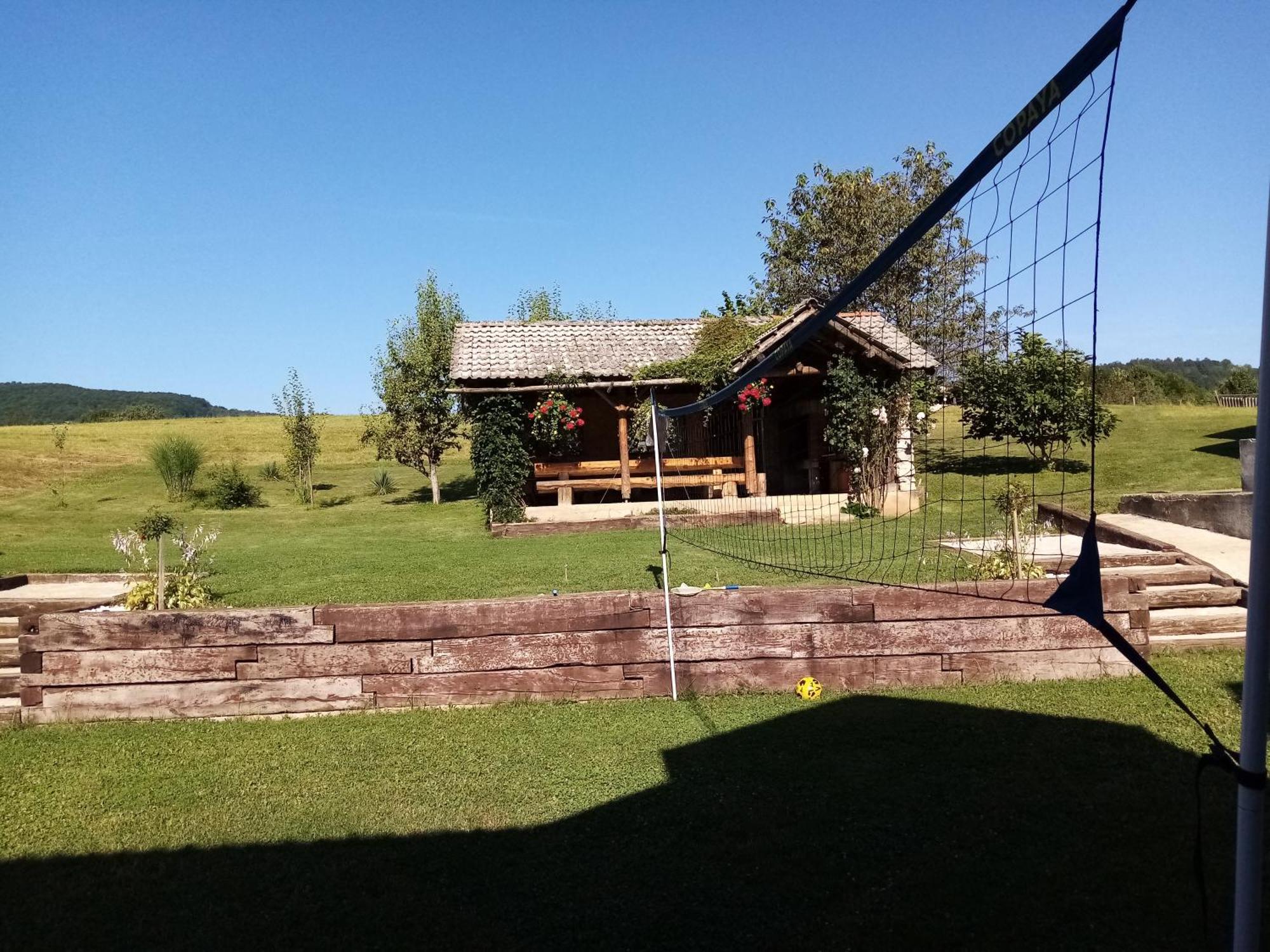 House Josipa Hotel Rakovica Luaran gambar