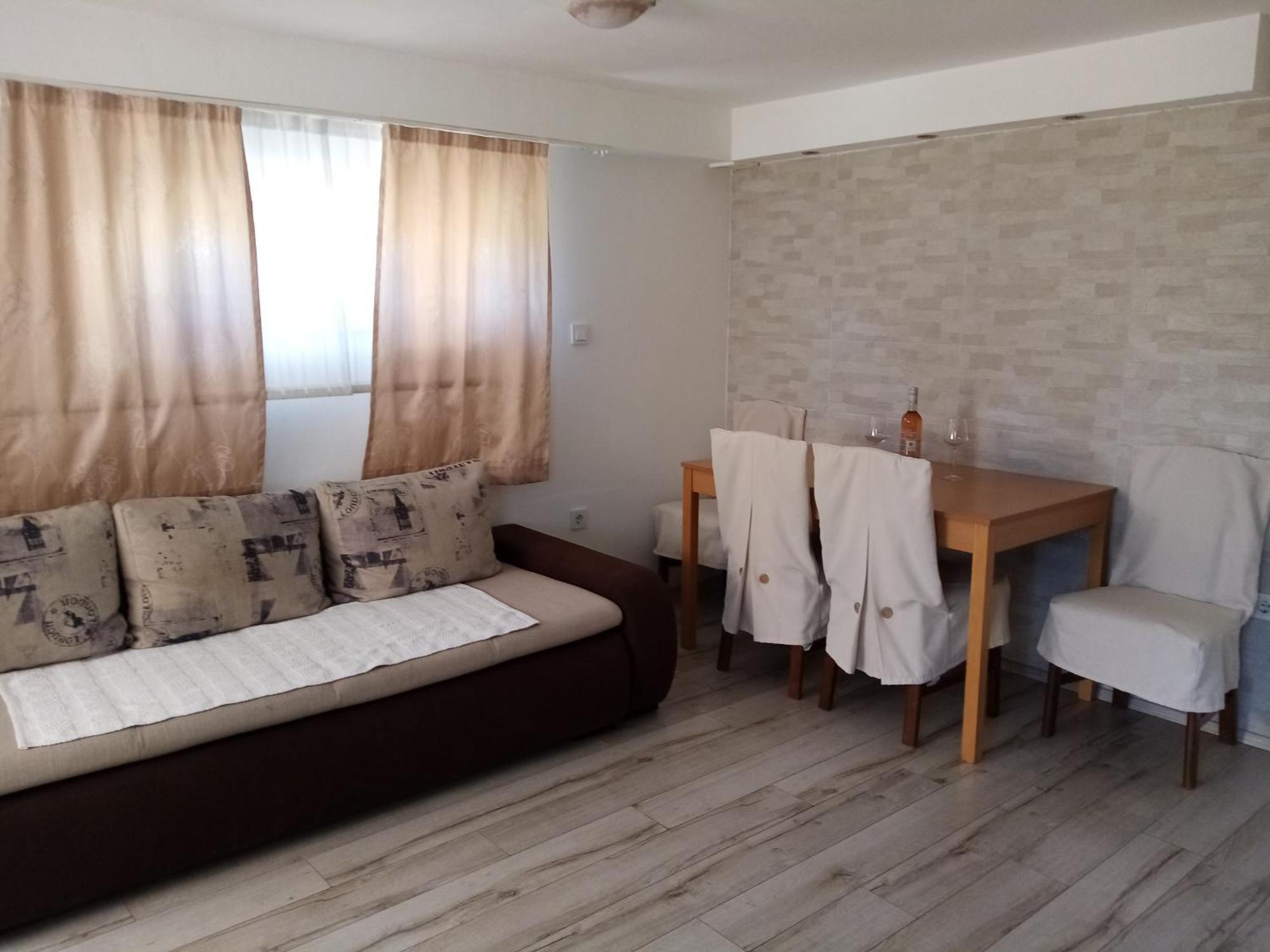 House Josipa Hotel Rakovica Luaran gambar