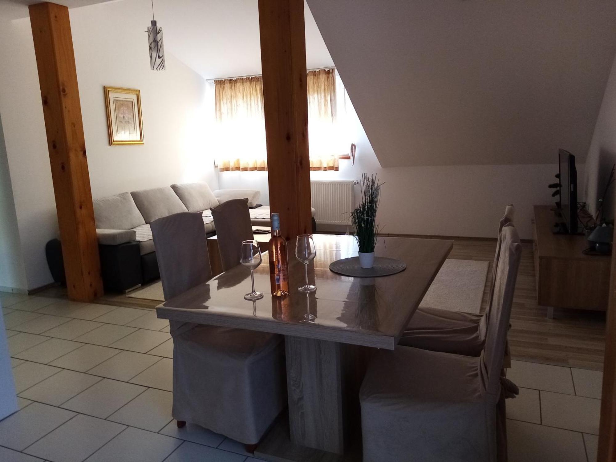 House Josipa Hotel Rakovica Luaran gambar