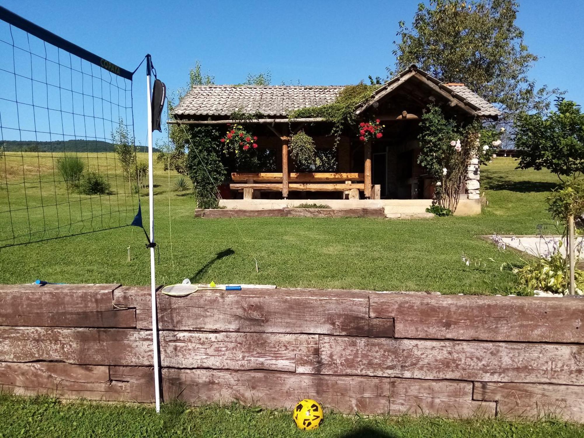 House Josipa Hotel Rakovica Luaran gambar