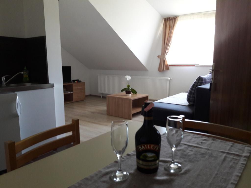 House Josipa Hotel Rakovica Luaran gambar