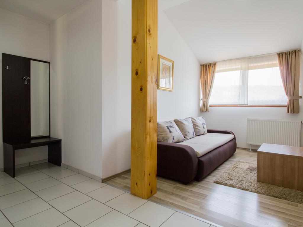 House Josipa Hotel Rakovica Luaran gambar